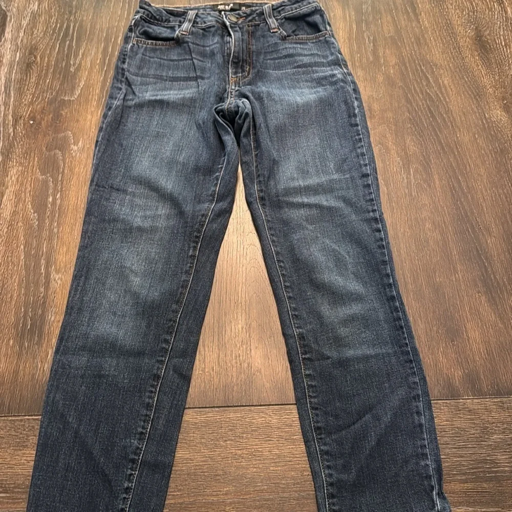 🟤 JUST BLACK DENIM BLUE ANKLE JEANS SIZE 25